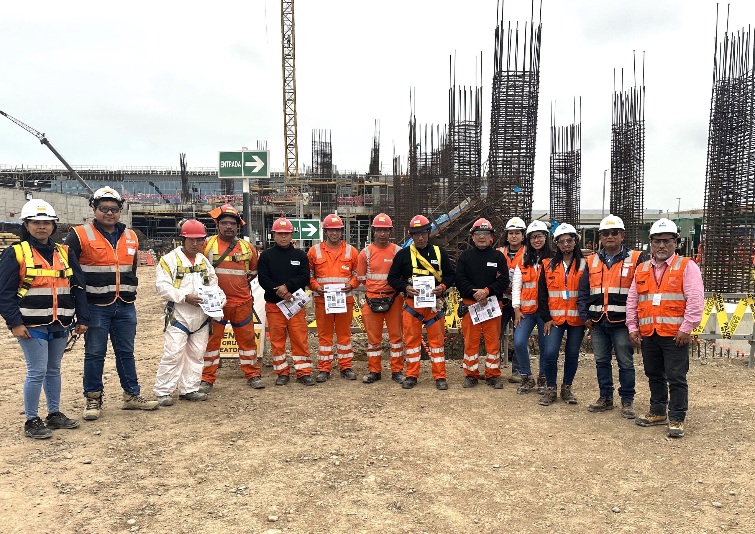 Fortaleciendo la relación con nuestro cliente Consorcio Inti Punku mediante la capacitación en procesos constructivos.